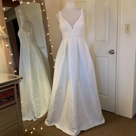 Lulus Ready For Romance Ivory Sleeveless Maxi Dress With Pockets